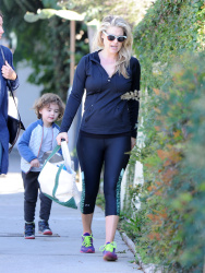 Ali Larter - Out and about in West Hollywood - February 24, 2015 (8xHQ) 3BDAQfnG