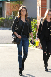 Nikki Reed - Out and about in West Hollywood 03.04.2015 (33xHQ) 3Eq8j5S2