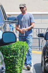 Josh Holloway - Josh Holloway - Stops by Gelson’s Market in West Hollywood, August 8, 2014 - 6xHQ 3eTICxog