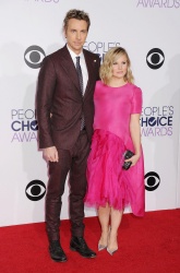 Kristen Bell - The 41st Annual People's Choice Awards in LA - January 7, 2015 - 262xHQ 3xKvnS67