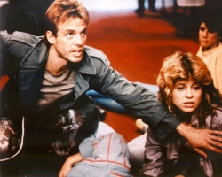 Arnold Schwarzenegger, Linda Hamilton, Michael Biehn - Постеры и промо стиль к фильму "The Terminator (Терминатор)", 1984 (21хHQ) 5THrq6pv