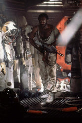 Ian Holm, Sigourney Weaver - постеры и промо стиль к фильму "Alien (Чужой)", 1979 (70хHQ) 6wXglOA8
