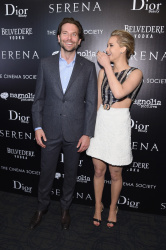 Jennifer Lawrence и Bradley Cooper - Attends a screening of 'Serena' hosted by Magnolia Pictures and The Cinema Society with Dior Beauty, Нью-Йорк, 21 марта 2015 (449xHQ) 6xbxl6Q5