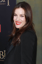 Liv Tyler - 'The Hobbit An Unexpected Journey' New York Premiere benefiting AFI at Ziegfeld Theater in New York City - December 6, 2012 - 52xHQ 9Kpurpaw