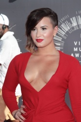 Demi Lovato - At the MTV Video Music Awards, August 24, 2014 - 112xHQ B5HL723p