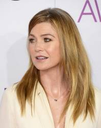 Ellen Pompeo - 39th Annual People's Choice Awards at Nokia Theatre L.A. Live in Los Angeles - January 9. 2013 - 42xHQ CrHObGDb