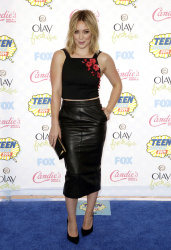 Hilary Duff - At the FOX's 2014 Teen Choice Awards in Los Angeles, August 10, 2014 - 158xHQ GGryG8V4
