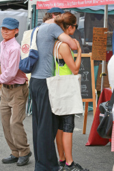 Ian Somerhalder & Nikki Reed - at the farmer's market in Sherman Oaks (July 20, 2014) - 152xHQ GkZZzyOO