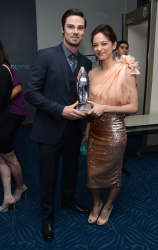 Kristin Kreuk - 39th Annual People's Choice Awards (Los Angeles, January 9, 2013) - 50xHQ HqZMVuEW