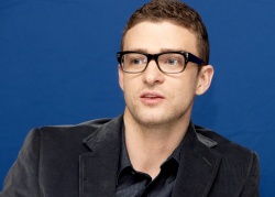 Justin Timberlake - "The Social Network" press conference portraits by Armando Gallo (New York, September 25, 2010) - 15xHQ IJtQ7v4o