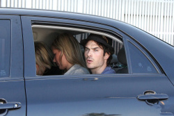 Ian Somerhalder - waves to photographers as he arrives at a private party in Rio - June 01, 2012 - 7xHQ J5Q0fdgw