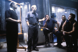 Nicolas Cage - Angelina Jolie, Nicolas Cage, Giovanni Ribisi - постеоы и промо + стиль к фильму "Gone in 60 Seconds (Угнать за 60 секунд)", 2000 (39хHQ) JC7N2uBx