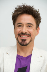 Robert Downey Jr. - The Soloist press conference portraits by Vera Anderson (Beverly Hills, April 3, 2009) - 20xHQ Krx8ew9O