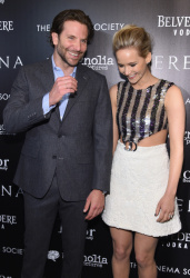 Jennifer Lawrence и Bradley Cooper - Attends a screening of 'Serena' hosted by Magnolia Pictures and The Cinema Society with Dior Beauty, Нью-Йорк, 21 марта 2015 (449xHQ) MMoH5cYa
