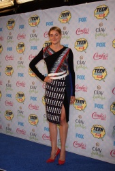 Shailene Woodley - 2014 Teen Choice Awards, Los Angeles August 10, 2014 - 363xHQ NRUjJfnJ