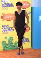 Jennifer Hudson - Jennifer Hudson - 28th Annual Kids' Choice Awards, Inglewood, 28 марта 2015 (145xHQ) O2HFEMYU