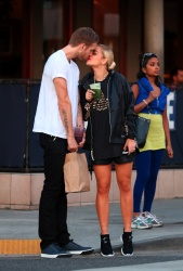 Calvin Harris and Rita Ora - out in Los Angeles - January 25, 2014 - 26xHQ OZgeK3yM