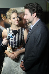 Jennifer Lawrence и Bradley Cooper - Attends a screening of 'Serena' hosted by Magnolia Pictures and The Cinema Society with Dior Beauty, Нью-Йорк, 21 марта 2015 (449xHQ) QdWmOYpv