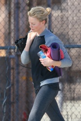 Charlize Theron - spotted leaving yoga class - January 23, 2015 - 23xHQ RtSaiTh8