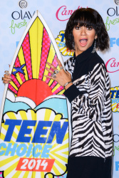 Zendaya Coleman - FOX's 2014 Teen Choice Awards at The Shrine Auditorium on August 10, 2014 in Los Angeles, California - 436xHQ TJOPnlEm