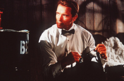 Arnold Schwarzenegger, Jamie Lee Curtis - постеры и промо стиль к фильму "True Lies (Правдивая ложь)", 1994 (43хHQ) UABeqjL2