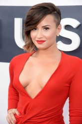 Demi Lovato - At the MTV Video Music Awards, August 24, 2014 - 112xHQ V9oTQlXm