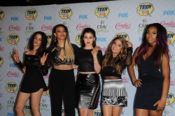 Fifth Harmony - at FOX's 2014 Teen Choice Awards in Los Angeles, California - 32xHQ W4lUi6Ny