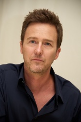 Edward Norton - The Bourne Legacy press conference portraits by Vera Anderson (Beverly Hills, July 20, 2012) - 10xHQ WQ76mWCs