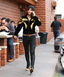 Michelle Rodriguez - Out and about in Beverly Hills - February 7, 2015 (27xHQ) WeSH9xg2