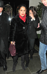 Salma Hayek - Salma Hayek and Penelope Cruz - at Scott's restaurant in London, England - February 11, 2015 (64xHQ) YHyALawM