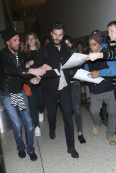 Jamie Dornan - Spotted at at LAX Airport with his wife, Amelia Warner - January 13, 2015 - 69xHQ YLDN74tV