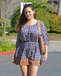 Kelly Brook - Out and about in LA - February 14, 2015 (140xHQ) YSMzzCm4