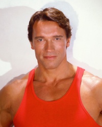 Arnold Schwarzenegger - Arnold Schwarzenegger - Harry Langdon Portraits (Los Angeles, June 13, 1985) - 14xHQ YzHtCIVt