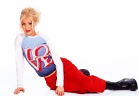 Кристина Агилера (Christina Aguilera) T-shirt ads campaign 1999 - 6хHQ ZjWxDgZB
