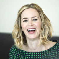 Эмили Блант (Emily Blunt) Press Conference for The Girl On the Train at the Mandarin Oriental Hotel, 25.09.2016 (26xHQ) BTNdFes4