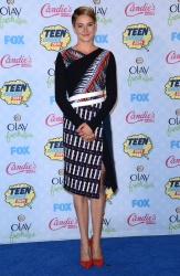 Shailene Woodley - 2014 Teen Choice Awards, Los Angeles August 10, 2014 - 363xHQ Bk0nriR1