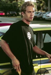 Tyrese Gibson - Devon Aoki, Eva Mendes, Tyrese Gibson, Ludacris, Paul Walker - Промо стиль и постеры к фильму "2 Fast 2 Furious (Двойной форсаж)", 2003 (81xHQ) CM5JVgmn