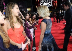 Julianne Hough - 39th Annual People's Choice Awards (Los Angeles, January 9, 2013) - 51xHQ DdBSFfMd