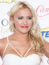 Emily Osment - FOX's 2014 Teen Choice Awards at The Shrine Auditorium on August 10, 2014 in Los Angeles, California - 105xHQ Dkpwk6eE