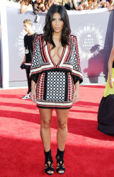 Kim Kardashian - 2014 MTV Video Music Awards in Los Angeles, August 24, 2014 - 90xHQ GRyWUpW4