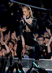 Iggy Azalea - Iggy Azalea - 2014 MTV Video Music Awards in Los Angeles, August 24, 2014 - 129xHQ GVhyNBPn