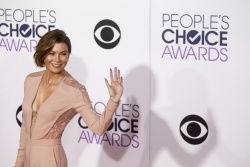Ellen Pompeo - The 41st Annual People's Choice Awards in LA - January 7, 2015 - 99xHQ Gvo9q9NA