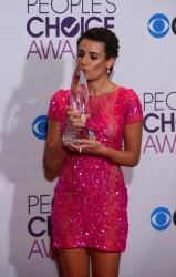 Lea Michele - 2013 People's Choice Awards at the Nokia Theatre in Los Angeles, California - January 9, 2013 - 339xHQ L4dgm4D5