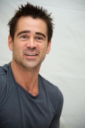 Colin Farrell - Colin Farrell - 'Seven Psychopaths' Press Conference Portraits by Vera Anderson - September 8, 2012 - 9xHQ NMnOudy2