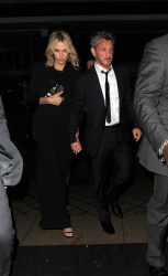 Charlize Theron and Sean Penn - seen leaving Royal Festival Hall. London - February 16, 2015 (153xHQ) Os5Emyc9
