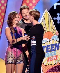 Nina Dobrev - At the FOX's 2014 Teen Choice Awards, August 10, 2014 - 148xHQ Os9YJKBJ