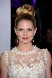 Jennifer Morrison - Jennifer Morrison & Ginnifer Goodwin - 38th People's Choice Awards held at Nokia Theatre in Los Angeles (January 11, 2012) - 244xHQ P3FuLKaq