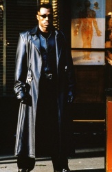 Wesley Snipes, Stephen Dorff, Kris Kristofferson - Промо + стиль и постеры к фильму "Blade (Блэйд)", 1998 (28xHQ) PGXK89M7