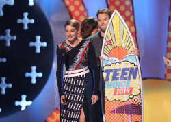 Shailene Woodley - 2014 Teen Choice Awards, Los Angeles August 10, 2014 - 363xHQ PKH47yq8