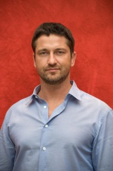 Gerard Butler - 'Law Abiding Citizen' Press Conference Portraits by Vera Anderson - October 6, 2009 - 11xHQ Qp8ONZH9